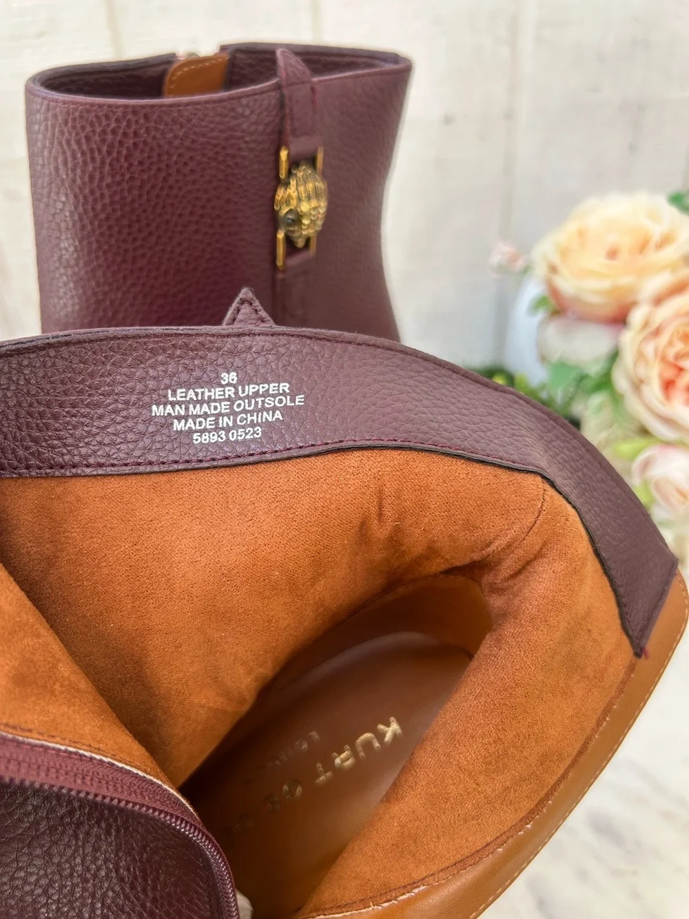 Tory Burch leather closure shaft